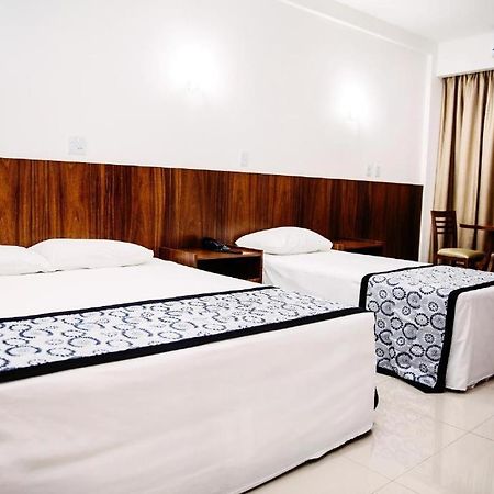 Gálatas Golden Hotel Patos de Minas Esterno foto